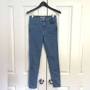 Striped Levi’s 720 High Rise Super Skinny Jean 27W 30L - Light Wash, Barely Worn